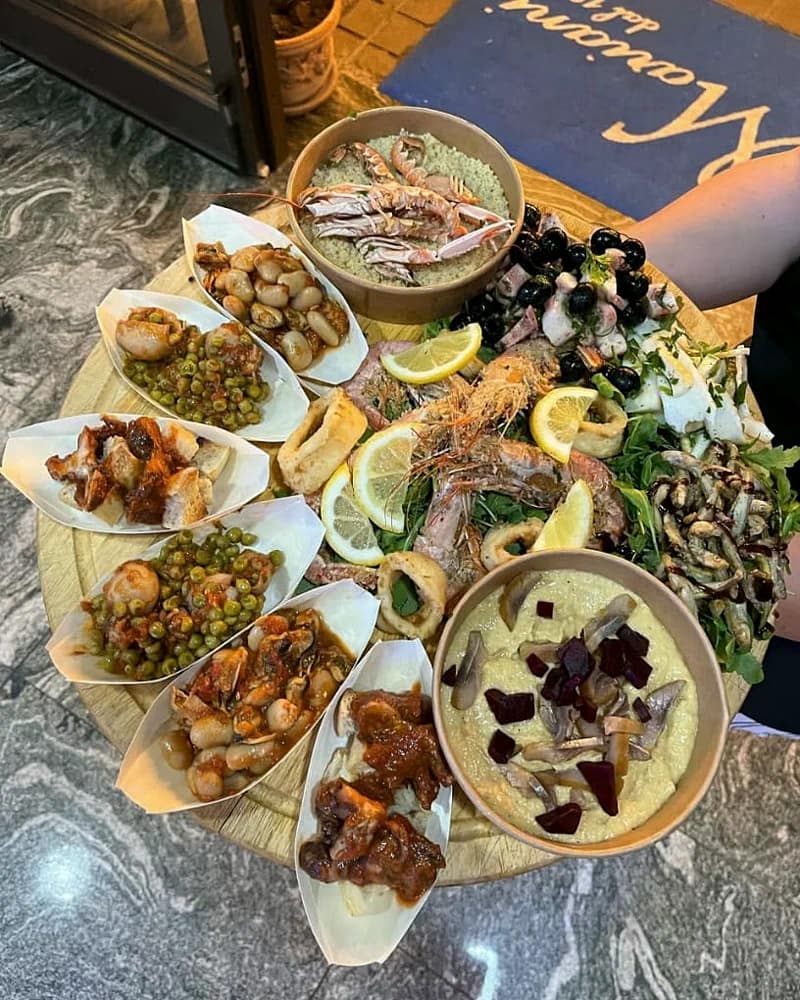 Proposte della cucina preparate al Bar Mariani
